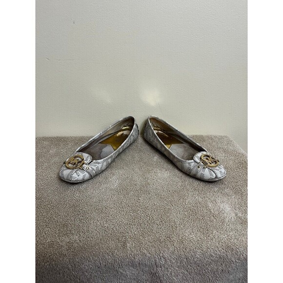 Michael Kors Fulton Gold MK Logo Vanilla Sgnature Flats SZ 7M - Picture 3 of 6
